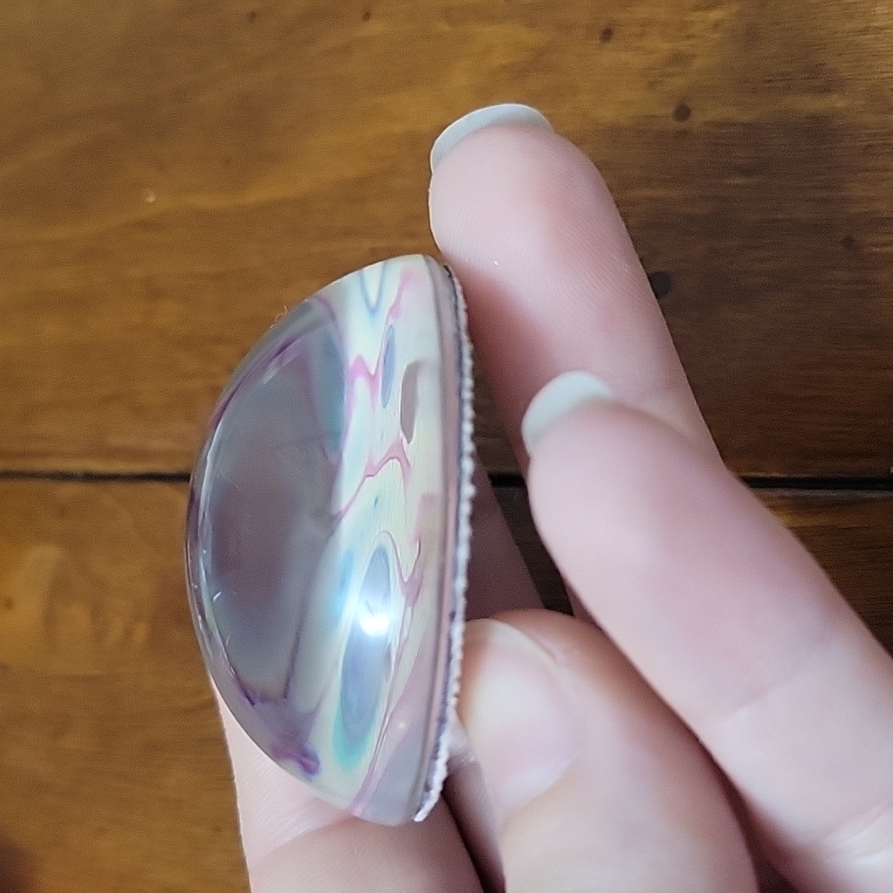Small paper weight - Picture 3 of 3